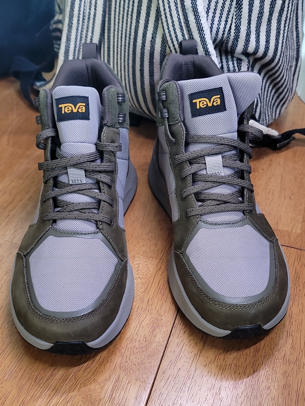 Teva Ellwood Mid Waterproof Hiking Boot
